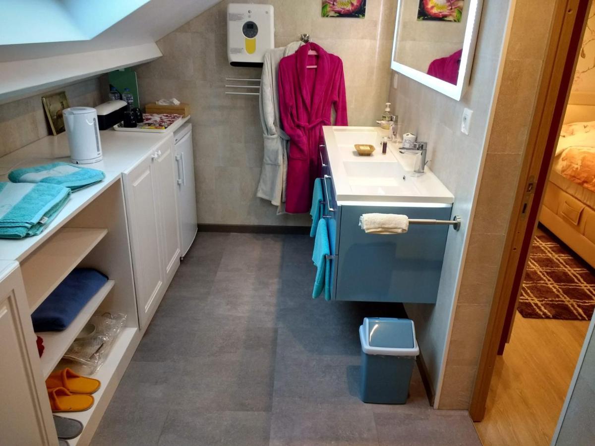 Revin  Les Ecureuils B&B 외부 사진